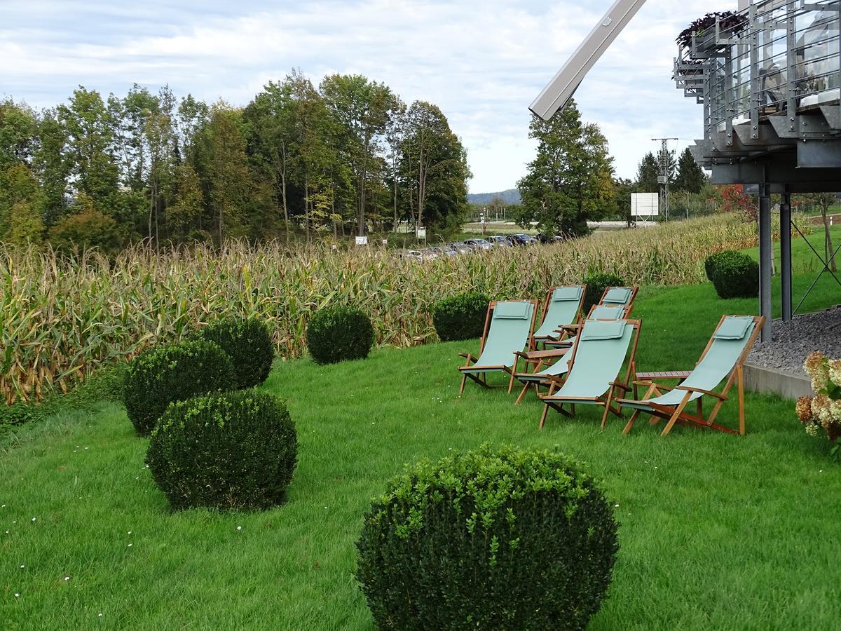 Stausee-Hotel Metzingen  Zewnętrze zdjęcie
