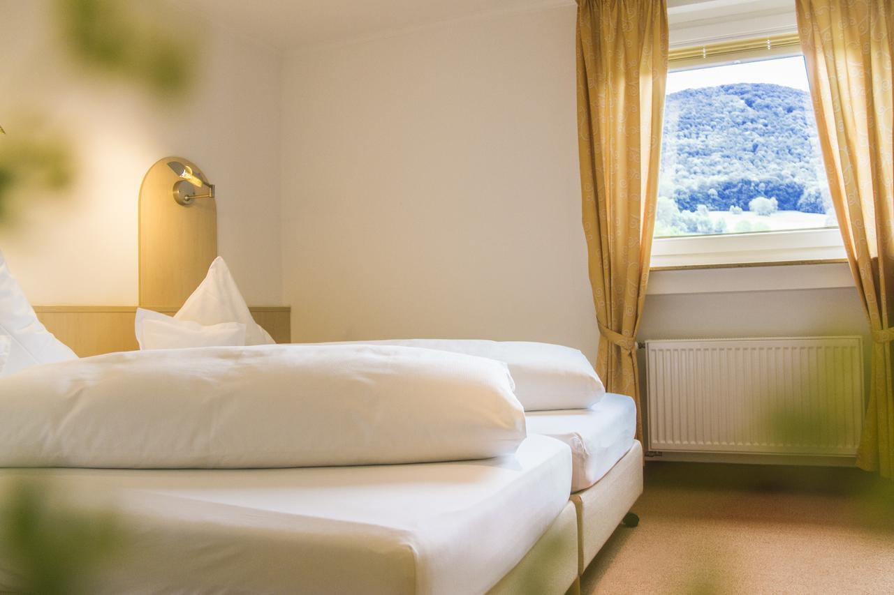 Stausee-Hotel Metzingen  Zewnętrze zdjęcie